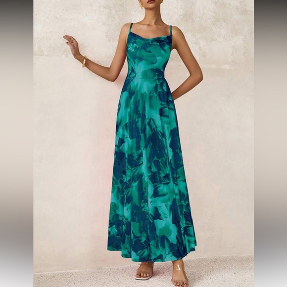 Elegant Green and Blue Floral Maxi Dress - Picture 1 of 6